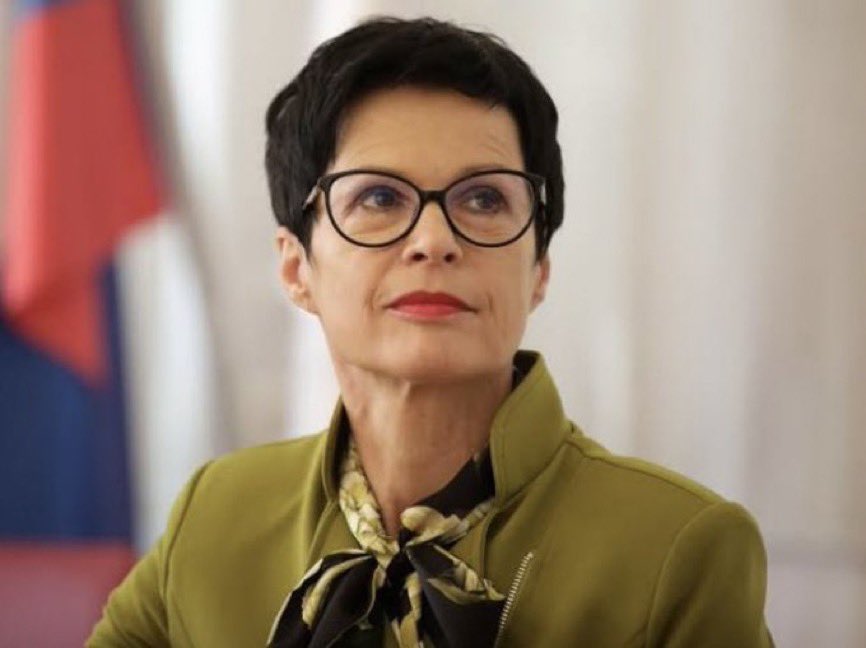 visegrad24's tweet image. The far-left Slovenian government plans to appoint Marta Kos, a former member of the Yugoslav communist secret service, as their European Commissioner.

#Decommunization 

🇸🇮🇪🇺