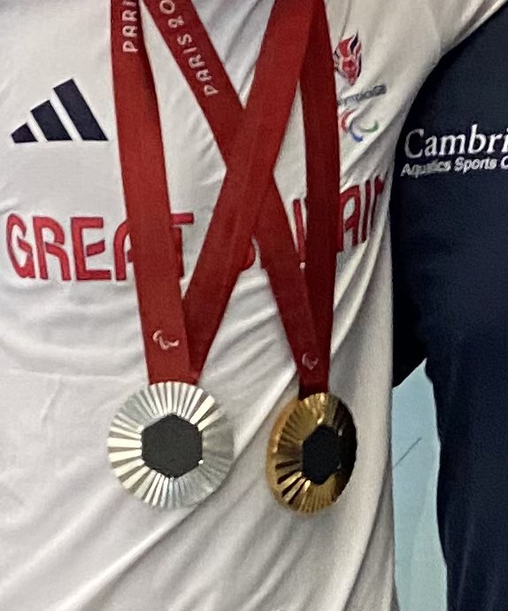After travelling back from Paris on Monday. Look who popped in to see his Swim team today, bringing his medals too. Great to see to see you this morning👋. Time for a well earned rest before we go again. Awesome effort. Well done Rhys. Super Proud. #teamspirit #inspirational