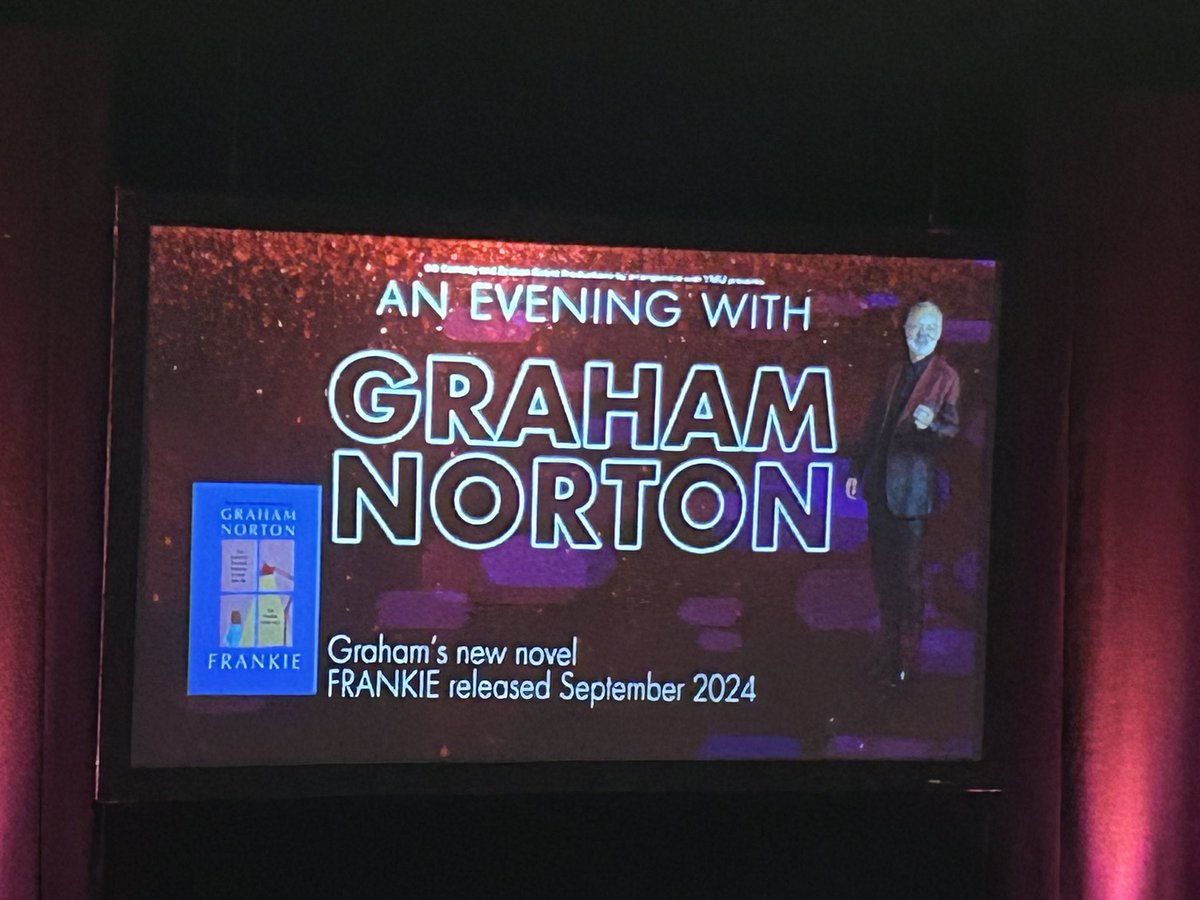 debbiedebbie9's tweet photo. What a great evening of laughter! @grahnort didn’t disappoint 👏🏻👏🏻👏🏻👏🏻 #swindon #wyverntheatre https://t.co/7VrOJw5R3n