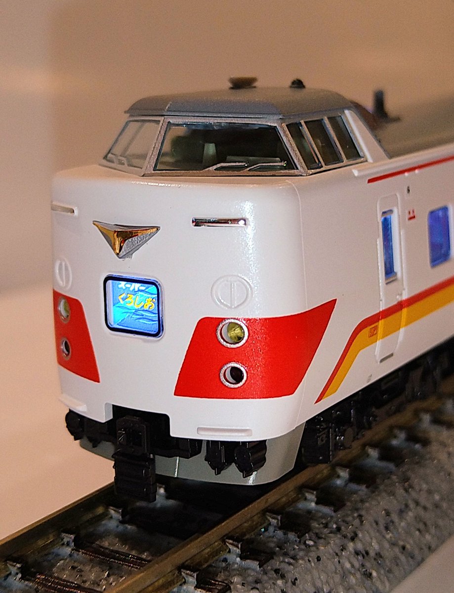 アコモ改造381系】 平成元年にくろしお用の381系を改造して誕生した381