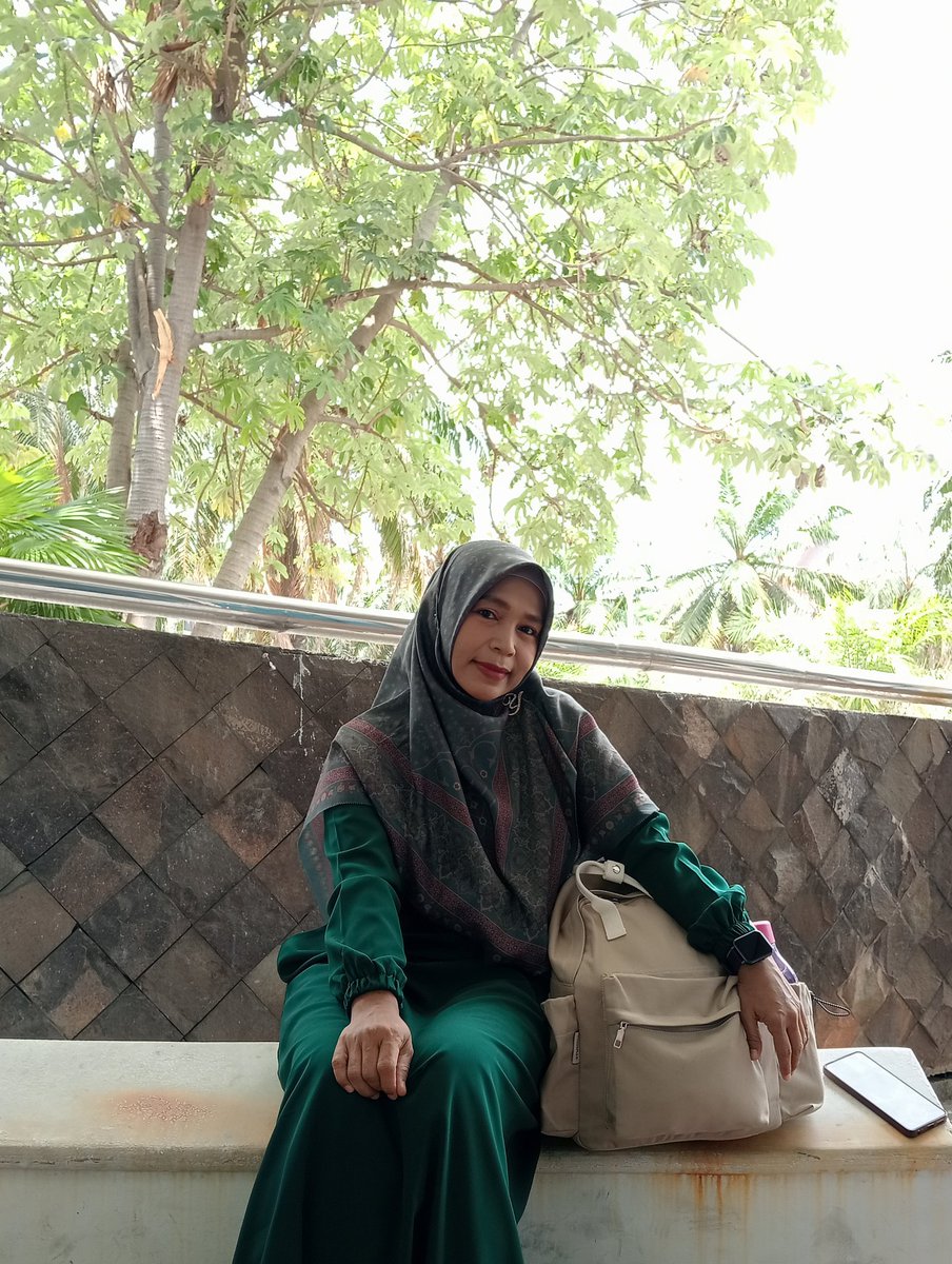 mindlipstick tweet media