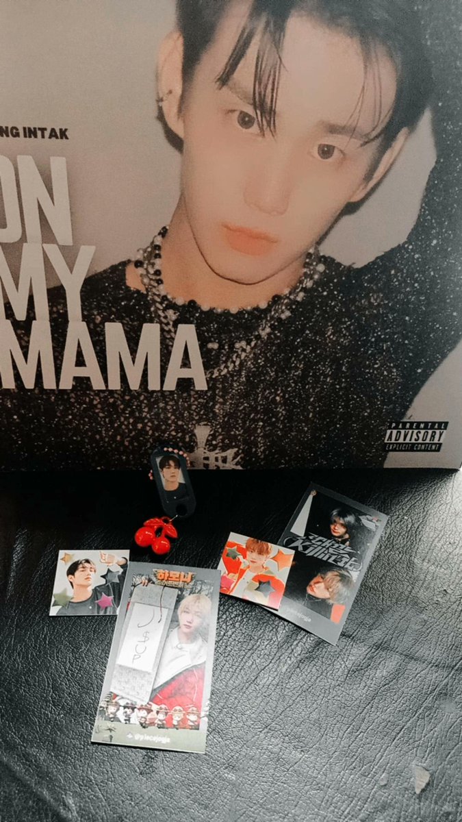 arafallintak's tweet photo. Look so cute! Thank u so much admin🥺🤍 @ceritanakhitz https://t.co/O5tSDKu8Al