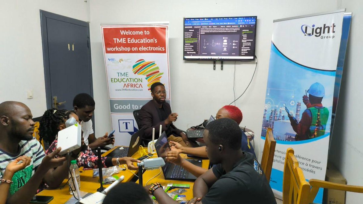 seeedstudio's tweet photo. Exciting News! Our Ranger Dessap Fomekong Loic Joffree successfully hosted #IoT workshops in Cameroon (Douala and Yaoundé)! Participants experienced the capabilities of Seeed versatile industrial #SenseCAP #LoRaWAN Sensors and Gateways. https://t.co/oSaril3es7 https://t.co/vKnBlKPljf