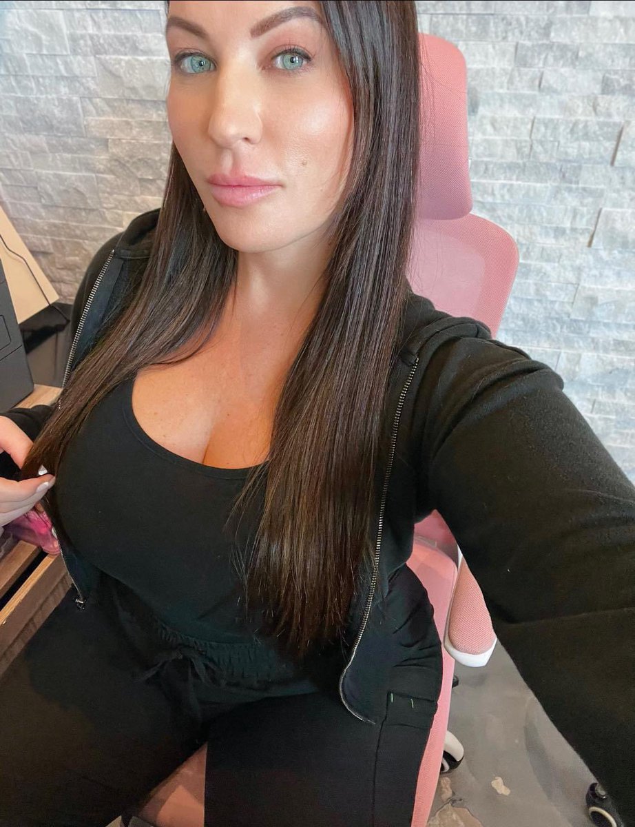 Bonne journée tous le monde 😘
