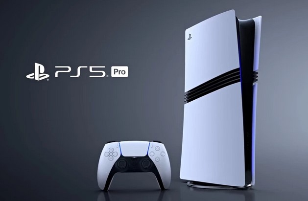 Cross_Play_pl's tweet photo. Premiera PS5 Pro już 7 listopada. 800 euro za wersję bez napędu i bez podstawki. Jak tak dalej pójdzie, to za PS6 zapłacimy już tysiąc euro, bez pada i kabla zasilającego. Brawo Sony👏
Kupujecie? Przedsprzedaż ruszy 26 września.
#PlayStationPL #SonyPL #PS5Pro #ForThePayers https://t.co/Ss3Zl95cgc