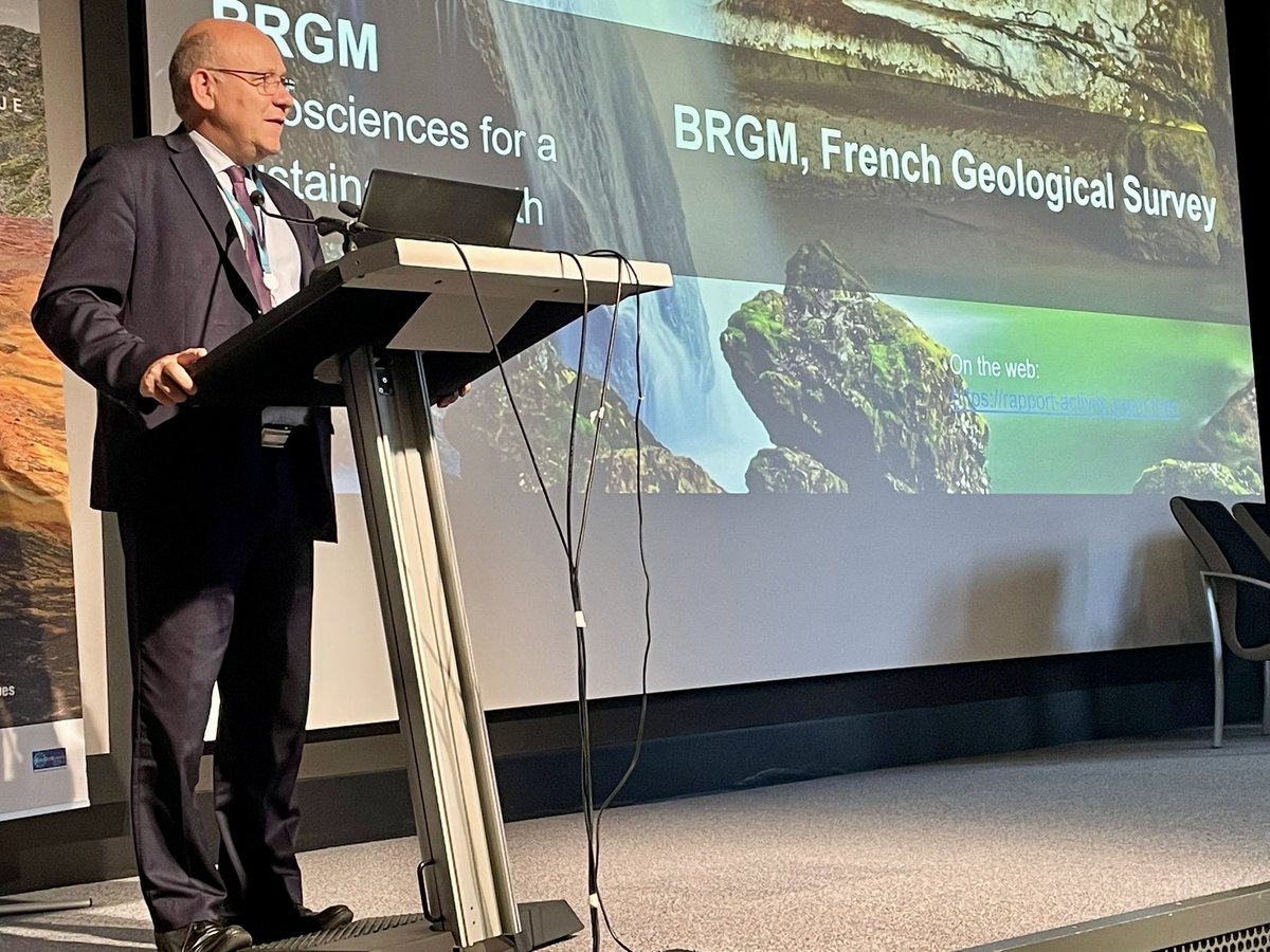 🌍 Day 2 of the 53rd National Delegates Forum of #EuroGeoSurveys!
🗣️A strong start with an opening statement from President Christophe Poinssot. Delegates are now discussing internal activities, key documents, &amp; plans for the future.
Looking forward to more engaging discussions!