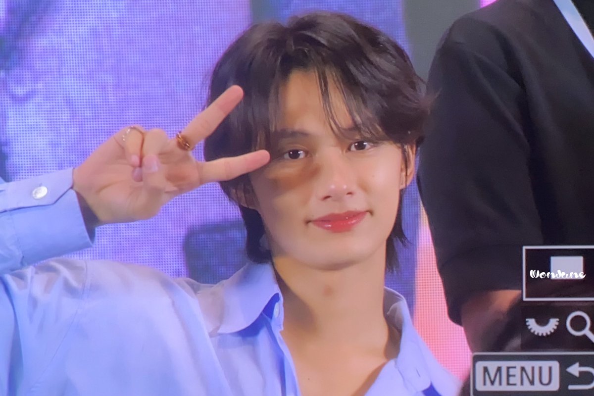 아니너무청순이뿌니고양이미쳣나봐진짜 . . ... . . .. . . . .