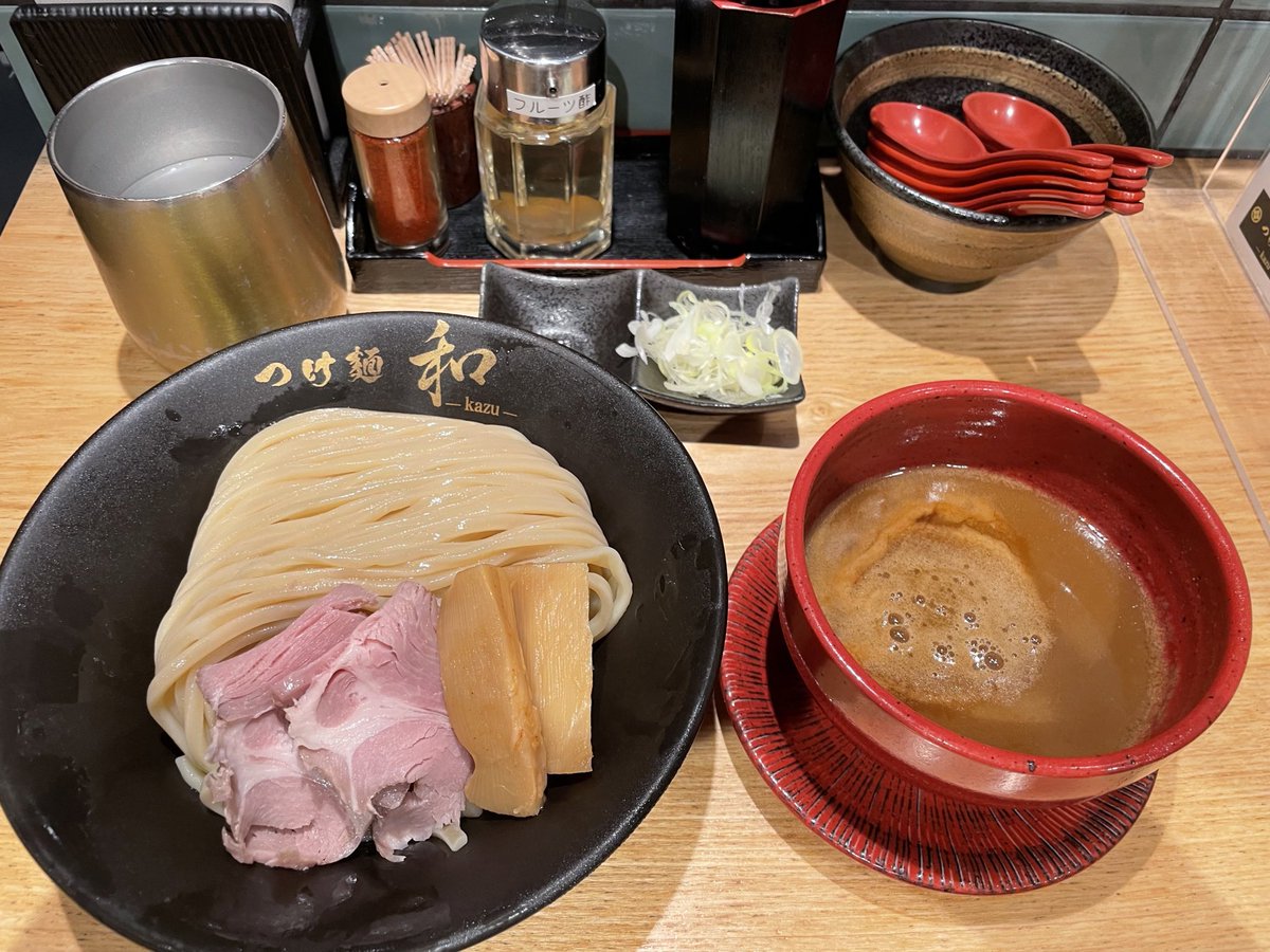 real_yu's tweet photo. 固定取れたから、つけ麺解禁‼︎
相変わらず、美味しかったです^ ^
#つけ麺和
#東京本店 https://t.co/aLJ15BC68g