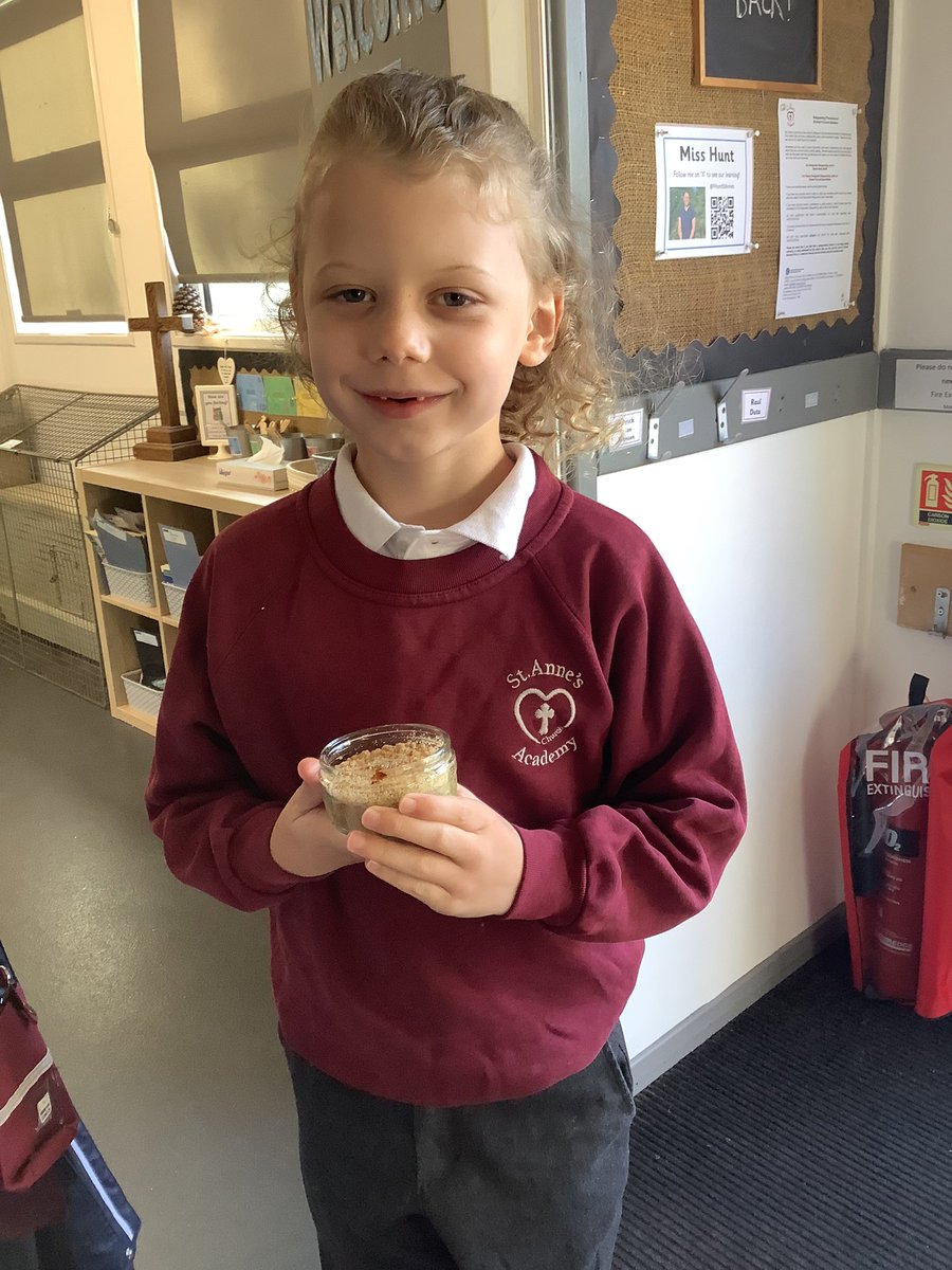 Thank you so much for my apple crumble Ted! Here at Hewish, we have some amazing fruit flowering from our trees and we love it when the children use it to make us yummy treats! 🍎
