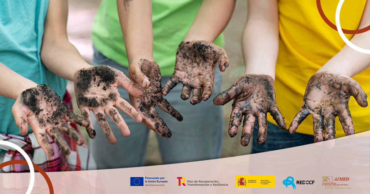 _AIMRD_'s tweet photo. El cambio climático y la actividad humana impactan en el entorno del río Duero. Acciones como la reforestación, monitoreo continuo, riego eficiente, métodos sostenibles y educación ambiental pueden marcar la diferencia.

@spain

#REDCCF #CrucerosCosterosFluviales #AIMRD https://t.co/kmXNVc3Zst
