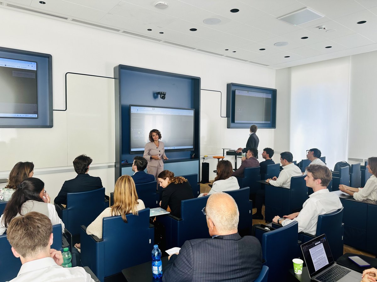 sdabocconi's tweet image. Per lo study tour di #MiMS a Roma gli studenti hanno visitato l’IFO e l’Agenzia per i Servizi Sanitari Regionali. Il tour si è concluso con la presentazione dei field research per EISAI, Zeta Health Solutions, Fondazione Sacra Famiglia, Fondazione Lighea e B Braun.