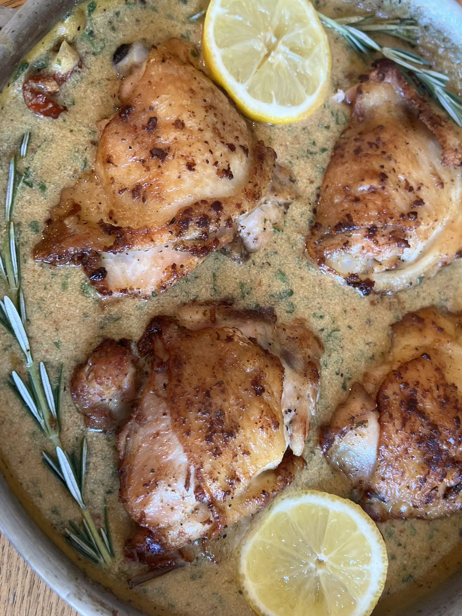 KitchenTae's tweet image. 