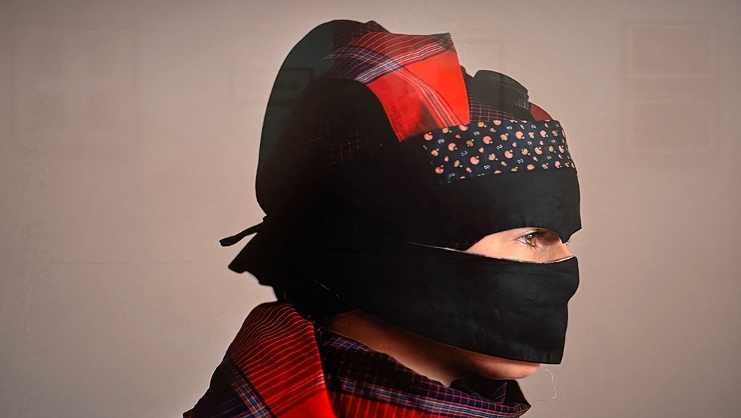 tabithasoren's tweet image. TONIGHT - if you&apos;re near Copenhagen 🇩🇰 come to Trine Sondergaard&apos;s art opening @martinasbaekgallery. I got a sneak preview of Trine&apos;s new work when I dropped by her studio this summer. We drank coffee out of beautiful cups and ate teeny tiny cakes worthy of #NOMA (#yeschef).