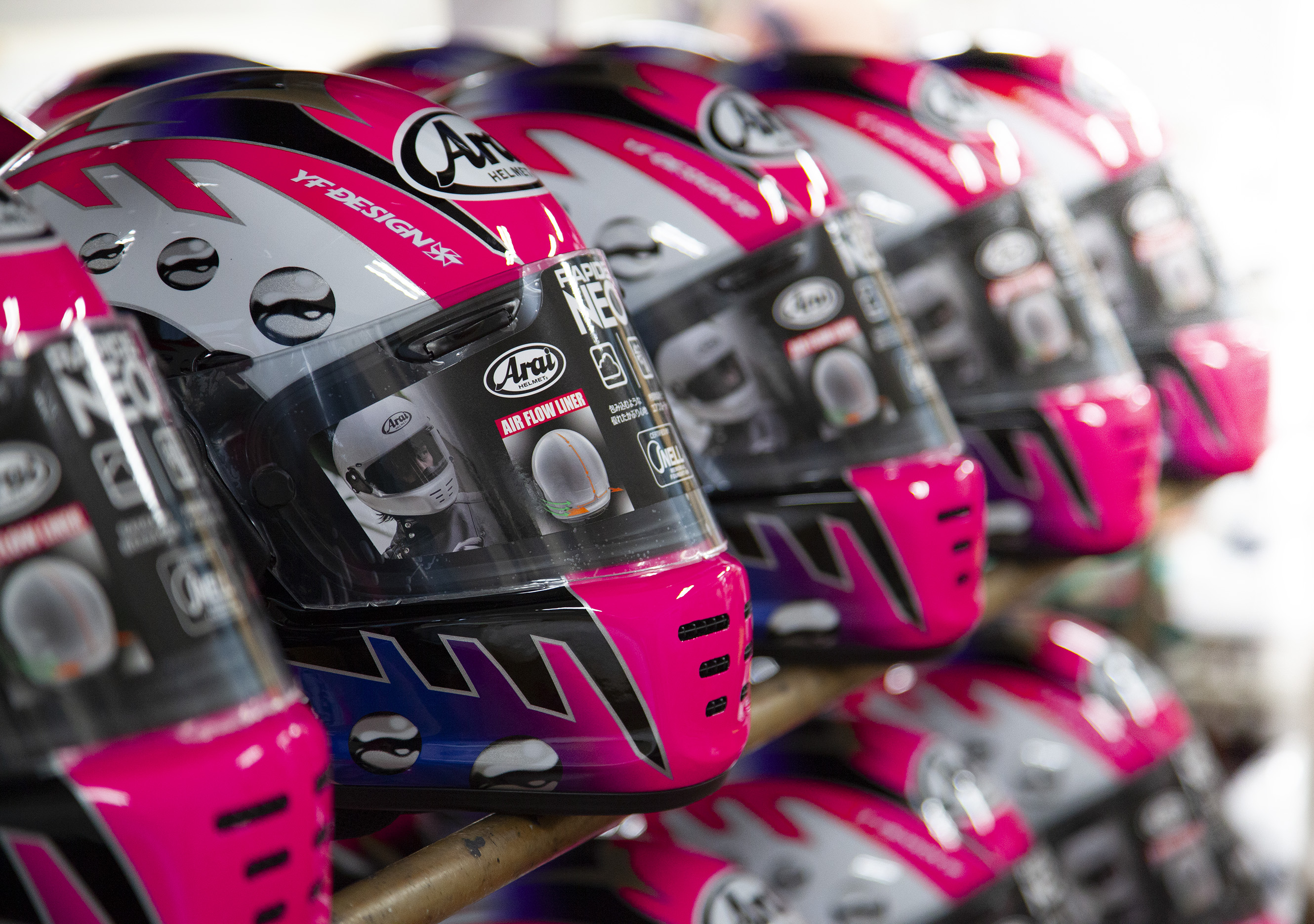 インテリア向け】Arai マイケル・ドゥーハン レプリカ ヘルメット