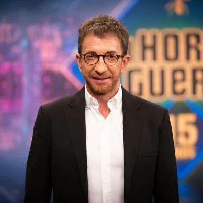 Broncano consigue ganar al Hormiguero de Pablo Motos en el segundo día de emisión de "La Revuelta" en RTVE siendo el programa más visto del día.

En los 56 minutos en los que se emiten a la vez: 

- La Revuelta: 17,9% / 2.207.000 
- El Hormiguero: 16,3% / 2.005.000

Fuerte.