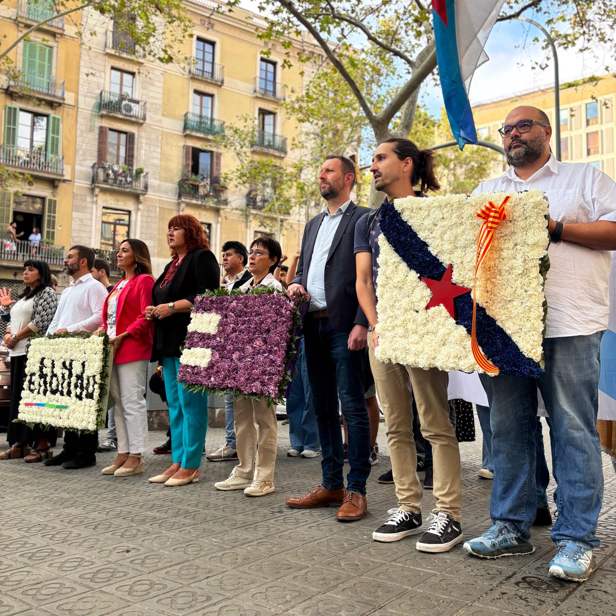 EFAparty's tweet image. One year more, we join the celebrations of the Catalan National Day in Barcelona with our friends from @Esquerra_ERC. 

We will always stand next to the Catalan people striving for democracy and the right to self-determination! ✊🏼
