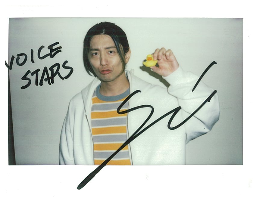 TVガイドVOICESTARS vol.30」好評発売中】 ☆直筆サイン入り生写真