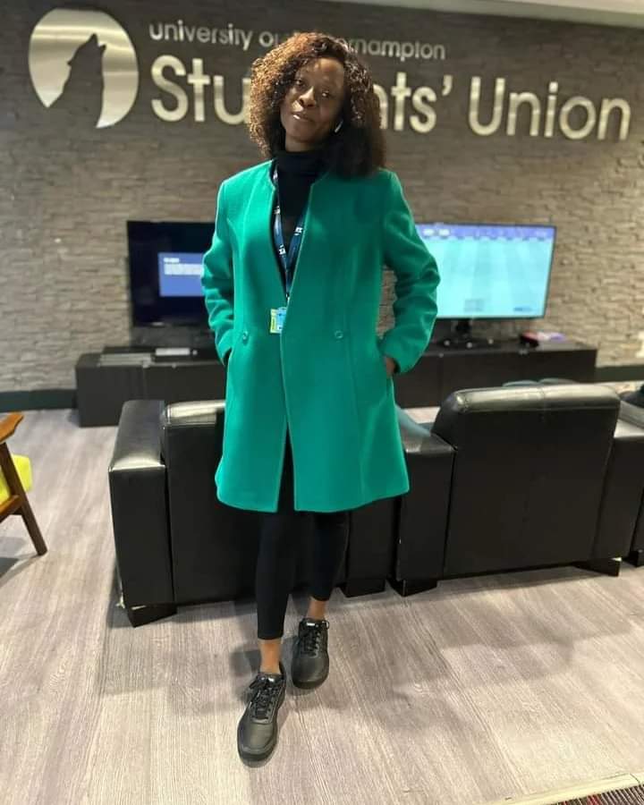 Iwolandhub's tweet image. @AderonkeIdea, a proud CEO of @IdeaTextile . She is also a loyal top fan of Iwoland Hub, who has consistently shown her support.

With her industrious spirit, hard work &amp;amp; intelligence, Aderonkẹ has grown her brand into the most trusted &amp;amp; reliable source of quality Adire in Osun