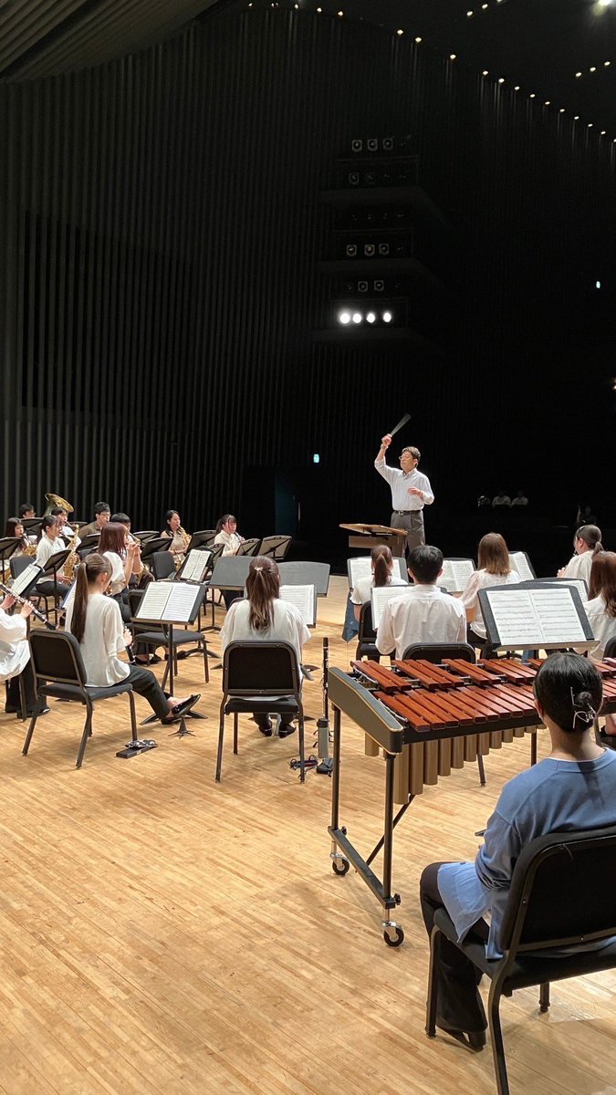 oku_trombones's tweet photo. 9/8(日) 柏原ウインドコンサート
@リビエールホール

スペコンが終わって２日後…疲れも取れない中ですが、無事終演しました！！

中でもコーニッシュ氏による「吹奏楽の為交響譚'' 饂飩讃頌''」は私たちにとってもアツい本番となりました……！！

ご来場ありがとうございました！！ https://t.co/29pbI2gESw