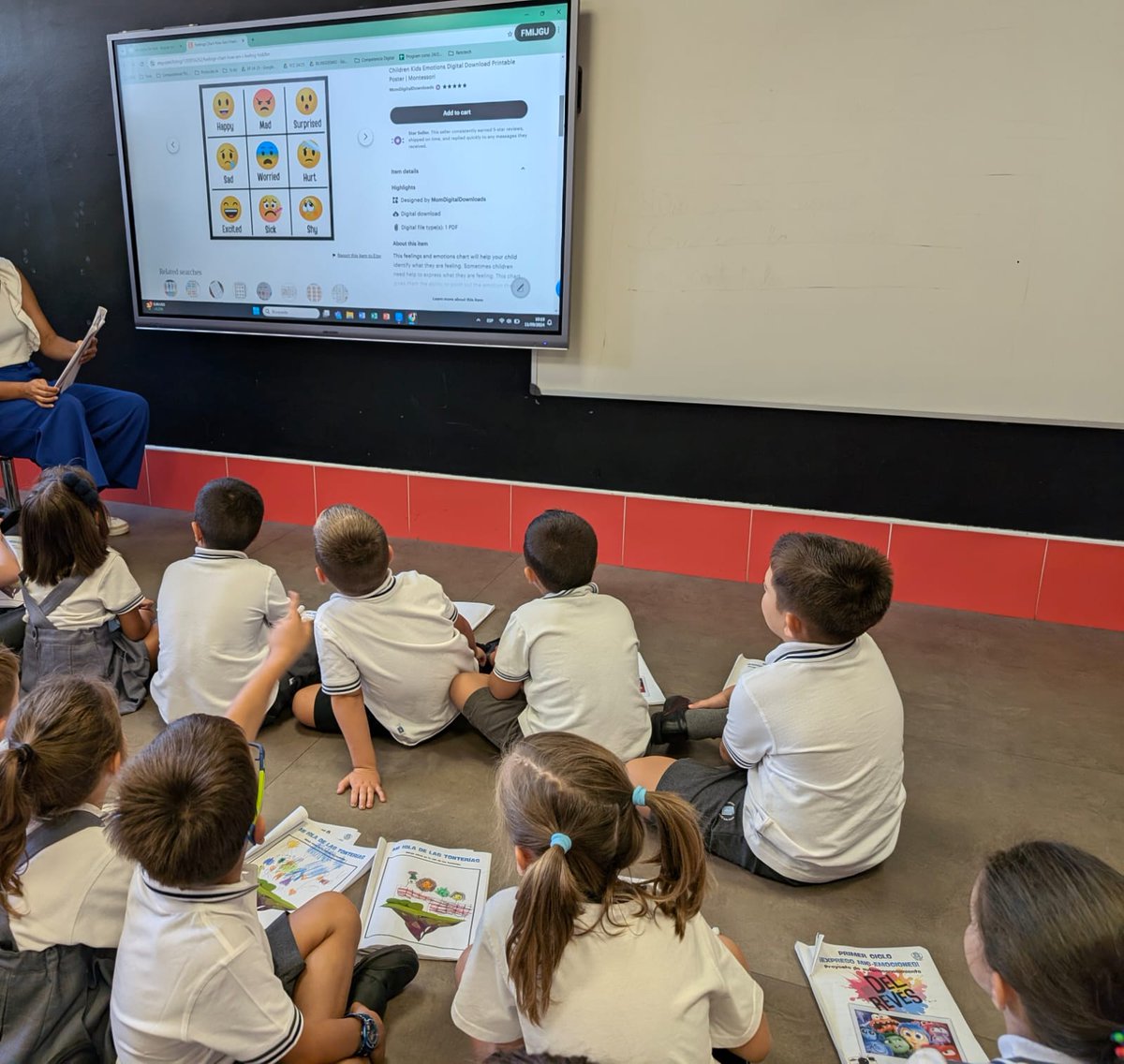 En primaria comenzamos esta primera semana con nuestro proyecto de autoconocimiento. Gracias a #InsideOut, estamos aprendiendo a conocer nuestras emociones 🤔, entender a los demás y colaborar en equipo.
  #DescubreTusEmociones #InsideOutAtSchool