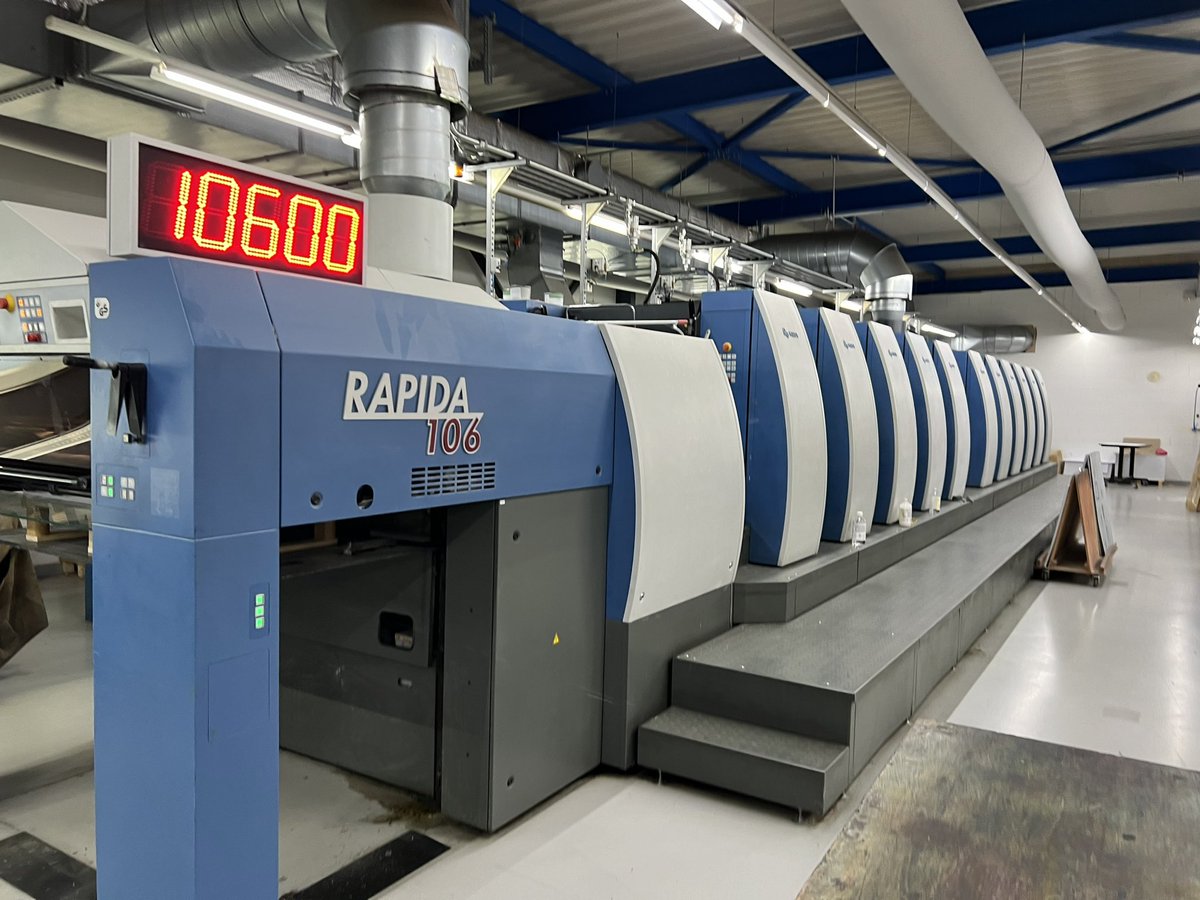 The Geneva Science and Diplomacy Breakthrough Radar 2024 went to press! Discover the technological breakthroughs that will shape our future in 5, 10, 25 years 🌍. To find out more :
📅 See you October 9-11 #CERN for the 4th Geneva Science and Diplomacy Anticipation Summit.