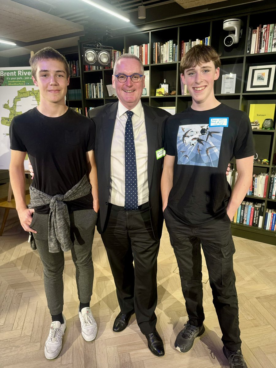 DrAyshaRaza's tweet image. Top night celebrating #Nature in #Ealing with @BrentRiverPark @WarrenFarmNR @WildlifeEaling &amp;amp; many many friends from our #NatureNetwork in #WestLondon Great to catch up with @metecoban92 @LDN_environment We eagerly await #WaterVoles next… 🤞🏼