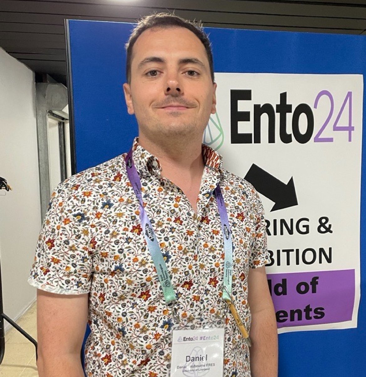 <a href="/danielleybourne/">Daniel Leybourne</a>, one of our AEs, is presenting later today on #GeneticDiversity in #aphid populations and how they drive successful transmission of barley yellow dwarf #virus
#vectors #diversity #Ento24 
<a href="/WileyEcolEvol/">Wiley Ecology & Evolution</a> <a href="/RoyEntSoc/">Royal Entomological Society</a>