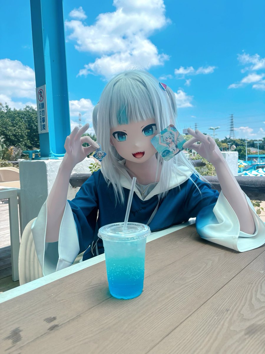 Went to Leofoo water park last month!
The hololive event was super fun💞
上個月和鯊鯊一起去六福水樂園！！
還有敲可愛橘子 &amp; naru &amp; 卡ㄍ
我大勝利♪( ´▽｀)