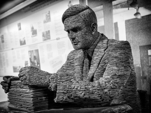 CNRS Mathématiques (@cnrs_insmi) on Twitter photo #Article 📰 | Alan Turing : de l’ordinateur à l’#IA, parcours d’un génie des #mathématiques 💡
Découvrez chez <a href="/science_et_vie/">Science&Vie</a> comment les travaux de Turing ont jeté les bases de l'informatique moderne et de l'intelligence artificielle ➡️ buff.ly/3ABaT6A #Article 📰 | Alan Turing : de l’ordinateur à l’#IA, parcours d’un génie des #mathématiques 💡
Découvrez chez <a href="/science_et_vie/">Science&Vie</a> comment les travaux de Turing ont jeté les bases de l'informatique moderne et de l'intelligence artificielle ➡️ buff.ly/3ABaT6A