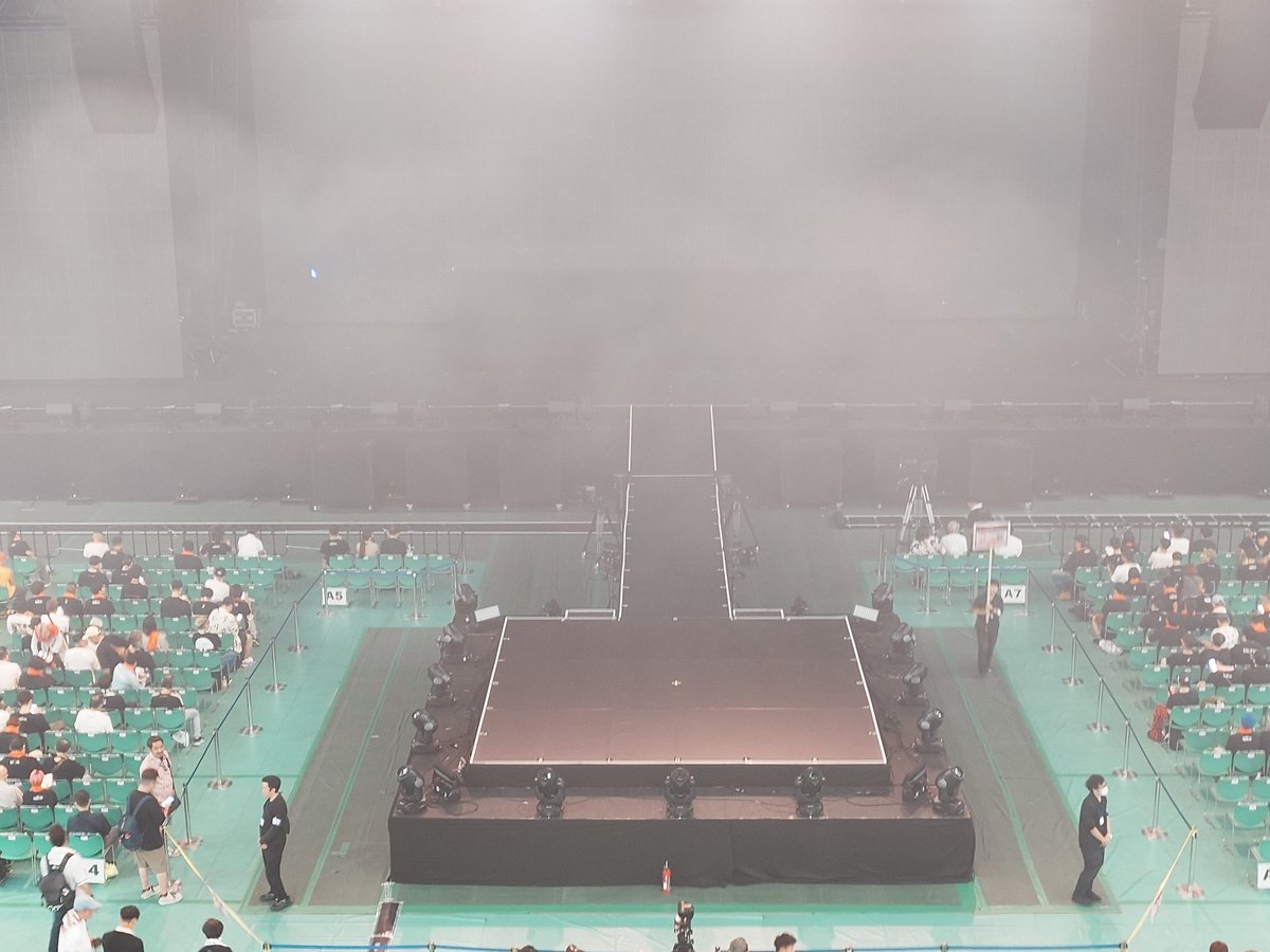 MGC_GENERAL's tweet photo. ほんしか！

#アイナ武道館 https://t.co/bKuQGgDpPF