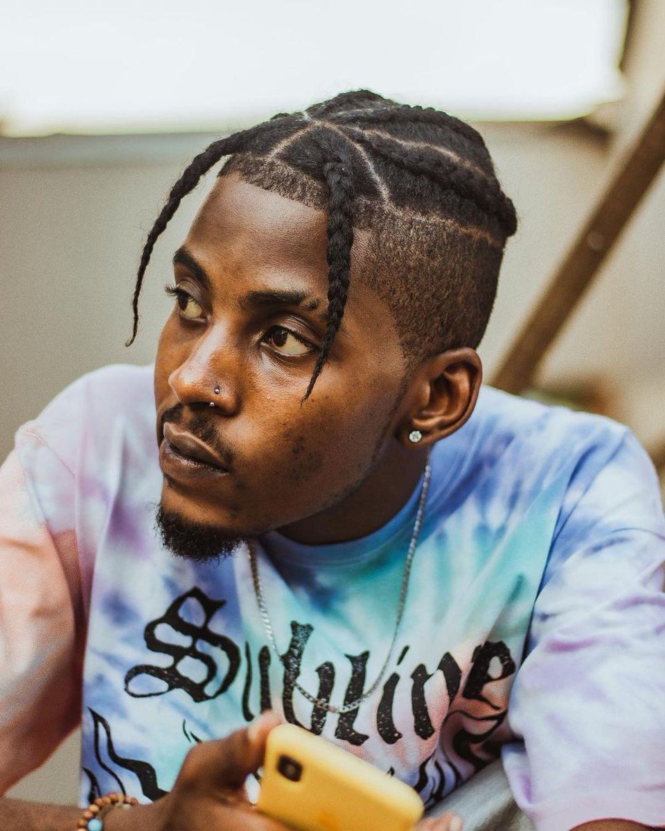 sahiphop247's tweet photo. Discussion: Who has the hardest hooks game??

Emtee or Flvme?? https://t.co/ptzzkQEv8N
