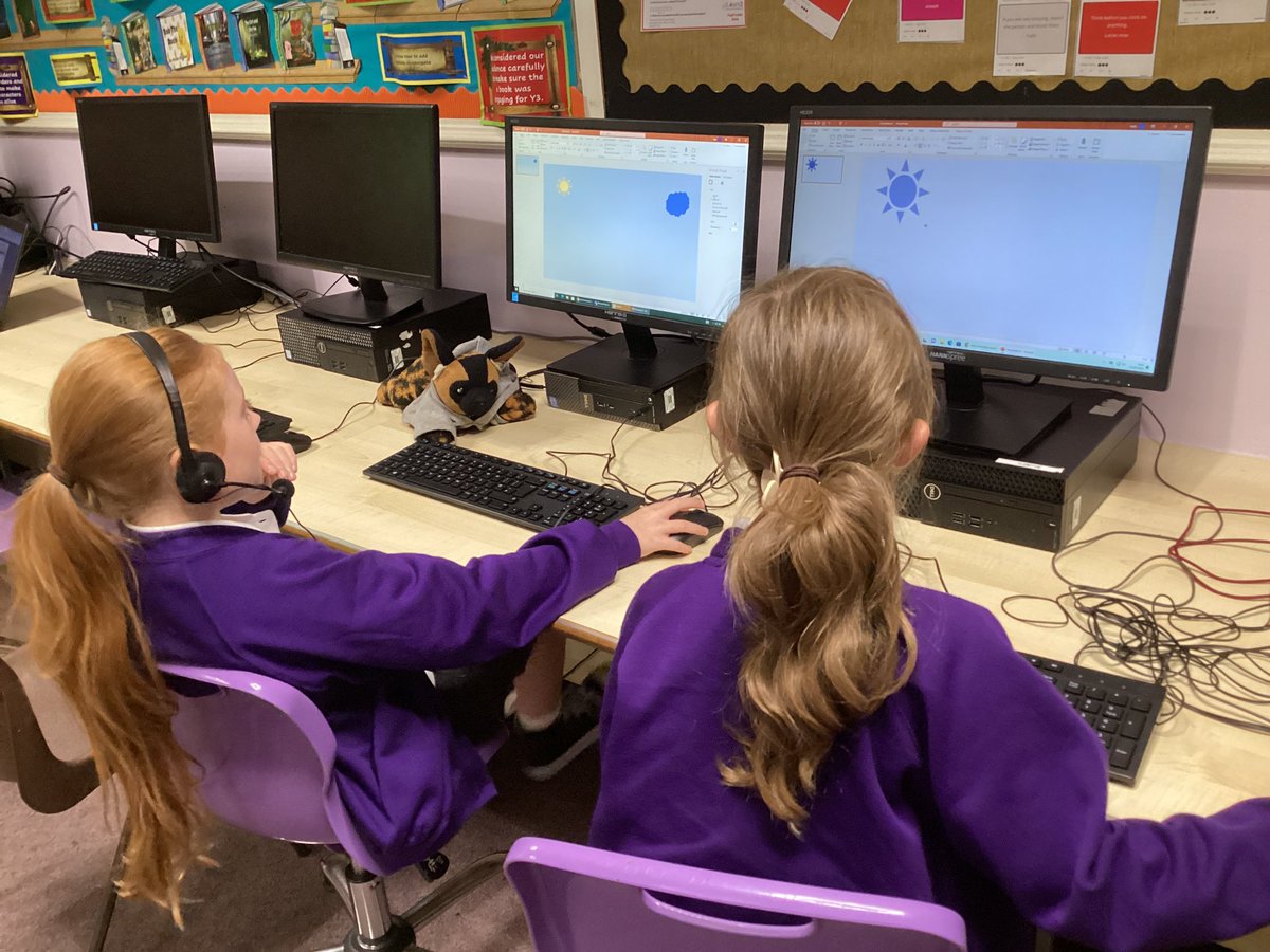 MissMoon tweet media