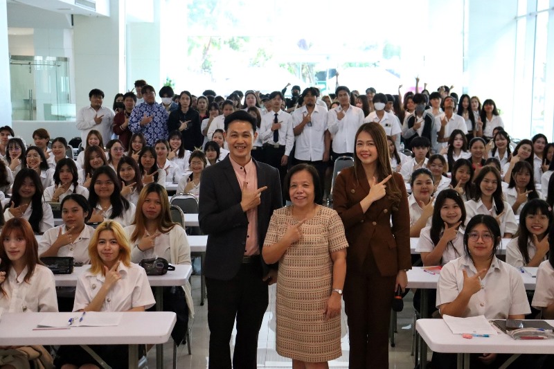 dodkanokpong's tweet photo. SPU ปั้นบัณฑิตบัญชียุคใหม่! จัดอบรม AI ระดับมืออาชีพ สู่การเป็นนักบัญชีที่พร้อมก้าวสู่โลกดิจิทัล
https://t.co/LEHUoe4XFM https://t.co/sqN2hutciO
