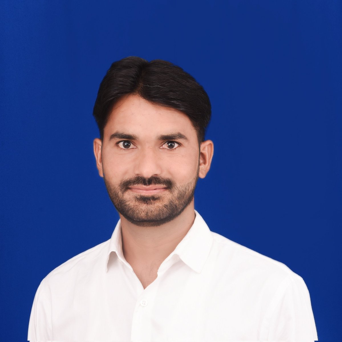 vinodchechi143's tweet photo. #NewProfilePic
#ज़िद, #गुस्सा, #गलती, #लालच और #अपमान खर्राटों की तरह होते हैं!
जो दूसरा करे, तो चुभते हैं, परन्तु स्वयं कर���ं तो, एहसास तक नहीं होता।।
#Rk_Group_Shahpura https://t.co/59oyj9gw8q
