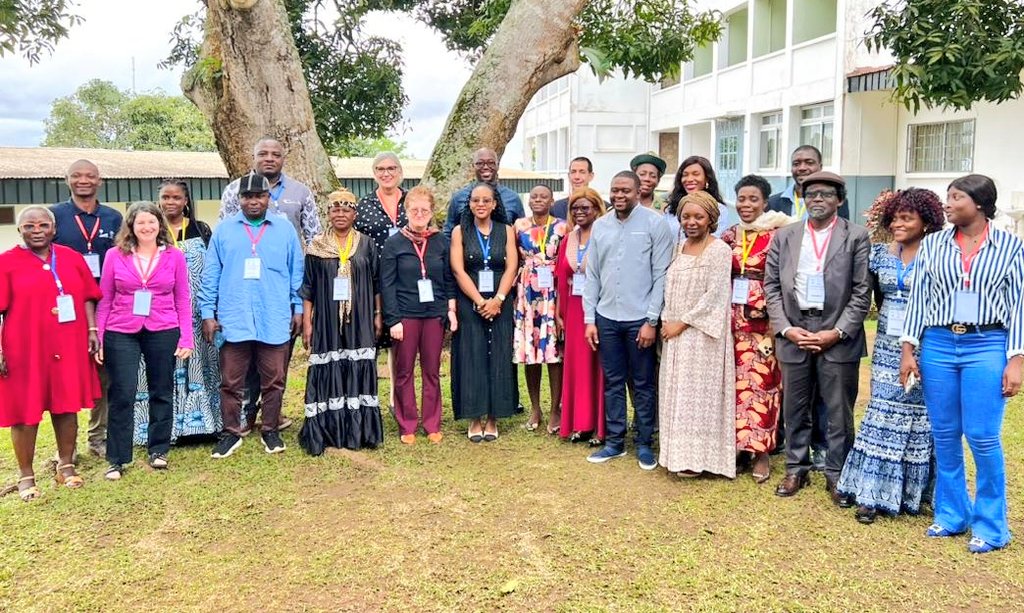 Le Programme Zoonoses a pris part ce 10 septembre 2024 à Yaoundé, à l'atelier de restitution du Projet pilote sur l'atténuation des risques de transmission de maladies dans la chaîne alimentaire de la viande de brousse au CAMEROUN.
Organisé par le CIFOR