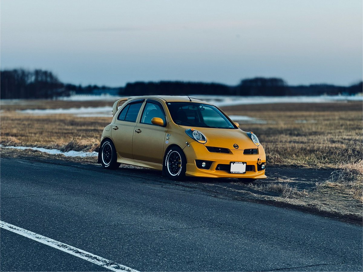 denkuma12's tweet image. 相場が安いからって価値ないとバカにしたり自分の車の方が高いってイキる人いるみたいですが、245馬力サンルーフ付の8人乗りミニバンが35万で買えたとかマーチ12SRが8万で買えたとかで喜んでる人なので高い車自慢よりも安く買えた自慢の方が興味あります