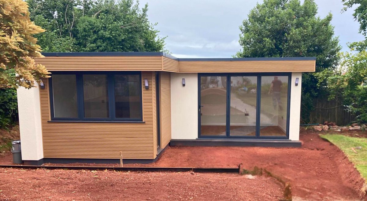 This beautifully designed multipurpose garden room in Devon is the ultimate in stylish retreats!

Why settle for ordinary when you can elevate your home with a Swift space that’s as elegant as it is practical?

#gardenroom #gardenroomdesign #Devon  #designandbuild