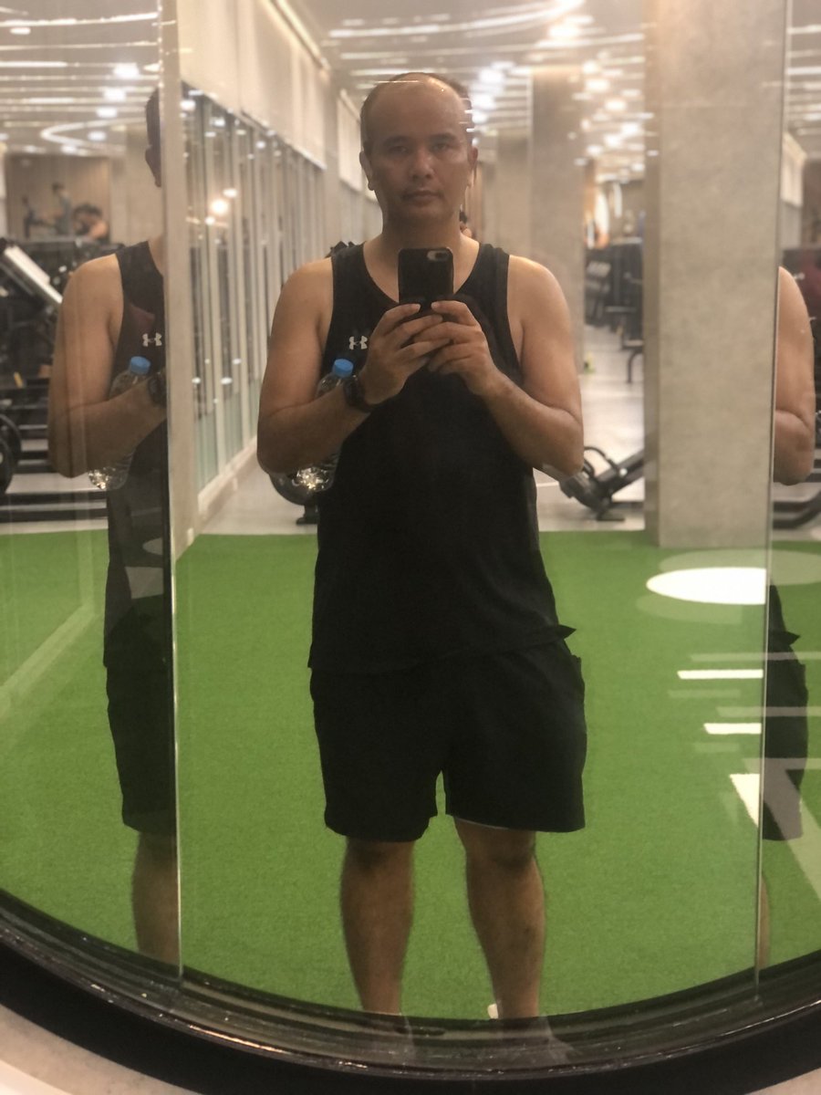 Prapon61720697's tweet photo. Work hard play hard! https://t.co/ywq3aNddtH
