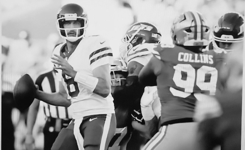 Has Father's time caught #AaronRodgers? Our <a href="/Gourmetcasanova/">Pcasanova🏀🏈</a> 
Has a few things to say. What do you think? #NFL #FantasyFootball #Jets
theeverydayfan.com/is-father-time…