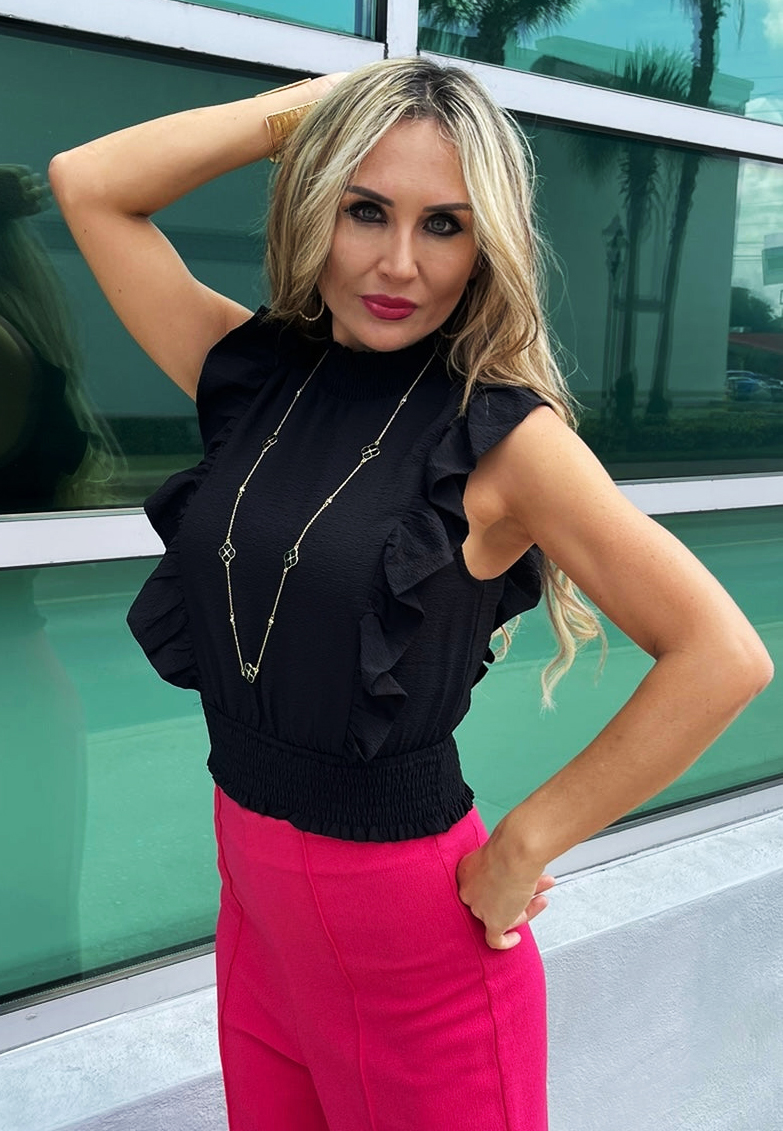 DowntownDivas's tweet photo. Ruffle Turtleneck Blouse
This blouse offers the perfect balance of style and sophistication. The fit is incredibly flattering, while the ruffle detail adds a touch of elegance that elevates any work outfit.
👉 https://t.co/qAureVl3q5 https://t.co/43Bc0HmuwN