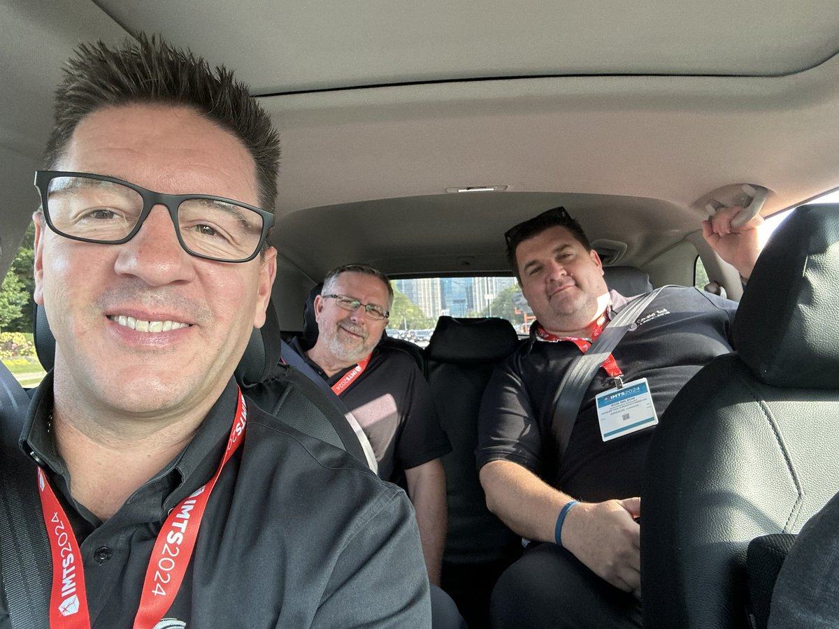 CavalierTool's tweet image. Day Three at @IMTSchicago 👏🌐

Early start for Head Coach @BrianBendig and the #cavalierarmy today.

Looking forward to another great day