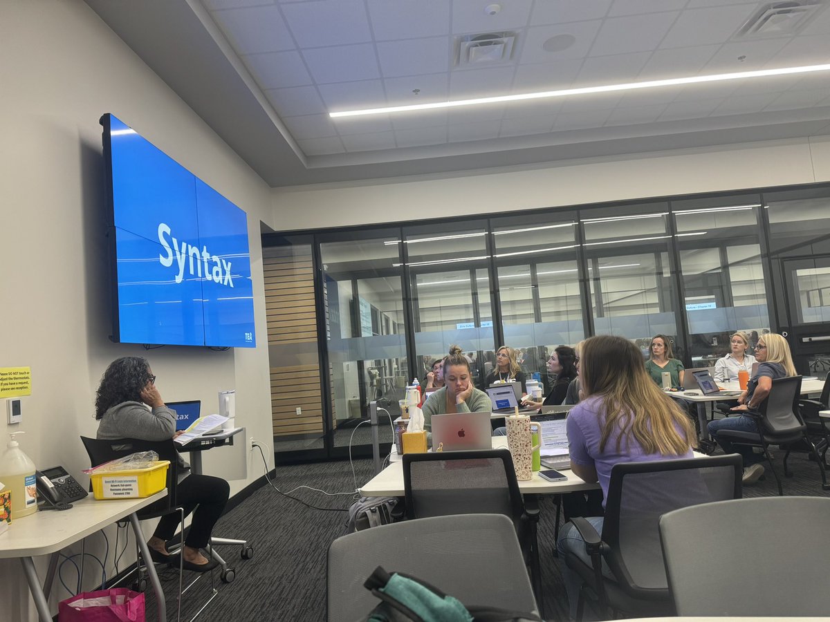 teddyaha's tweet photo. Helping kids be better readers by learning about the Science of Reading. #LISDLearns #LISDLiteracy https://t.co/WkKiGpCWUg