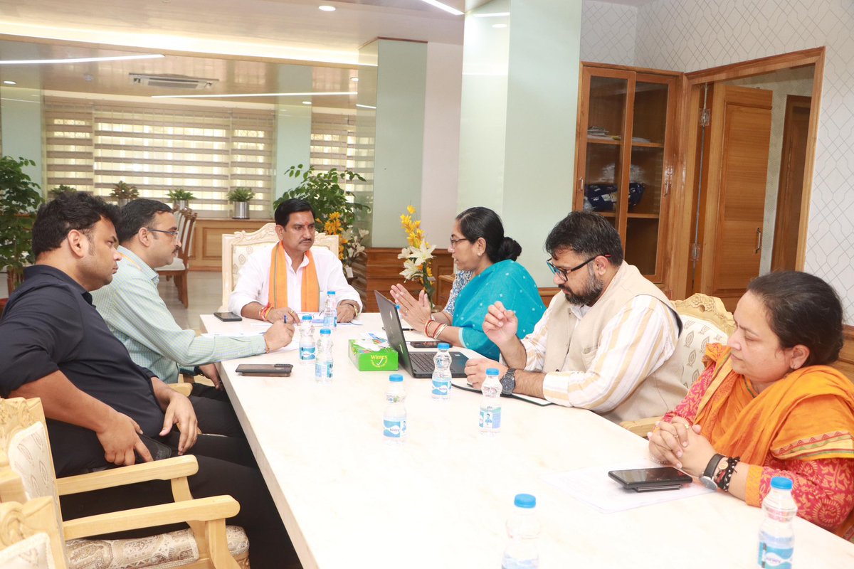 Tokhan Sahu tweet media