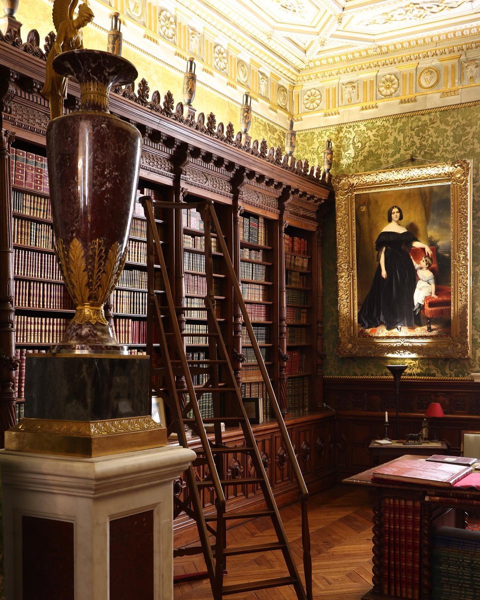 🟠 𝗝𝗢𝗨𝗥𝗡𝗘́𝗘𝗦 𝗗𝗨 𝗣𝗔𝗧𝗥𝗜𝗠𝗢𝗜𝗡𝗘 2️⃣ | Pour les <a href="/JEP/">Journéesdupatrimoine</a>, direction la <a href="/Ville_Boissy/">Ville de Boissy-Saint-Léger</a> ! 💪 

Le domaine de Grosbois est acquis en 1805 par le Maréchal Berthier qui restaure, remeuble et redecore l'ensemble pour en faire une des plus belles demeures de l'Empire ! ✨️