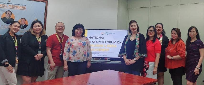 philscomsoc's tweet photo. Earlier today, we had the signing of the Memorandum of Agreement between the National Council for Children's Television and the Philippines Communication Society for the conduct of the 1st National Research Forum on Children's Media Engagement. https://t.co/O52BJKdkbv