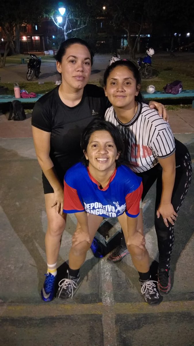 Nos toca jugar Juntassss⚽⚽⚽!!!