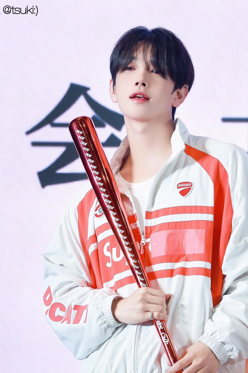 240911

😍

#JOSHUA #조슈아 
#ジョシュア
#SEVENTEEN #세븐틴