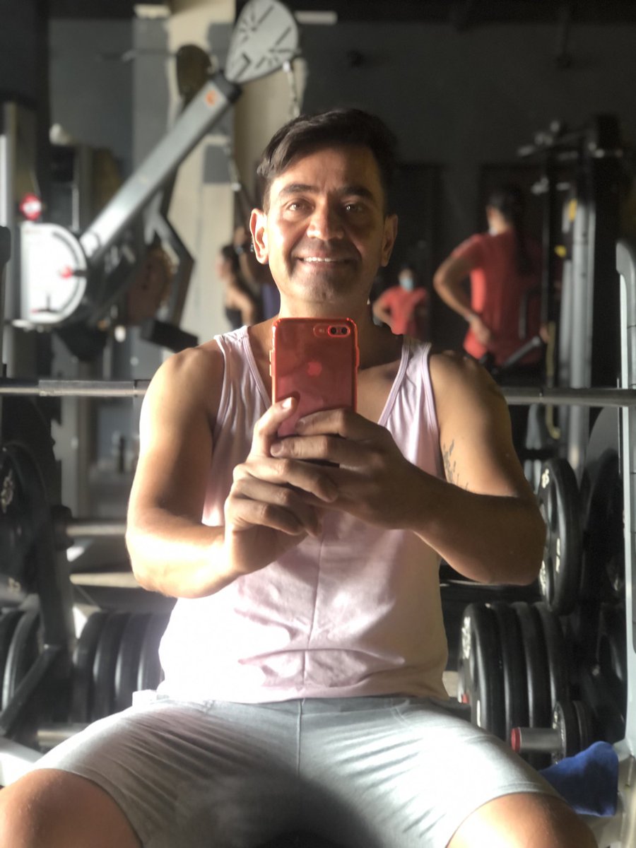 ArthurGerard18's tweet photo. Buenos días! #Mexico #Guanajuato 🩵
Acabando el entreno!
Gracias a Dios 🕊️ 🎨 ✨ 🌈
Simplemente viajo ☄️
#lgbt #lgbtq #lgbtqia #gaymexico 🏳️🌈 🇲🇽
#gayguanajuato #libredeser 💜
#gymtime #gymwear #gymlife #gym #gymbody #gymgay #fit #fitnessgay #fitnesss #fitnessaddict #fitfam https://t.co/EINvsMq9vg