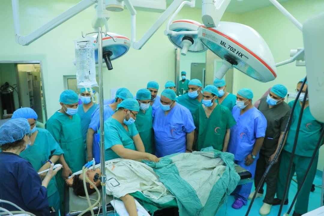أخي المزكي زكاتك حياة تتجدد في أجساد الفقراء عبر مشروع زراعة الكلى لأصحاب الفشل الكلوي فأنت مشارك في أجر إجراء (110) عملية زراعة والتي تم إجراؤها خلال العام 2023م والنصف الأول من العام 2024م بتكلفة إجمالية 650 مليون ريال.
#مشاريع_الاحسان_بالمولد_النبوي