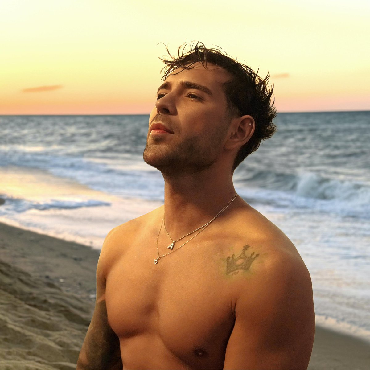 “Çek Gölgeni” 13 Eylül’de tüm dijital platformlarda!
<a href="/PalaSafak/">şafak pala</a> <a href="/KeremUlasDonmez/">Kerem Ulaş Dönmez</a> <a href="/Ossimuzik/">Ossi Müzik</a> <a href="/Erenhakan/">Hakan Eren</a> <a href="/maksimum_medya/">Maksimum Medya</a> <a href="/gamzekb/">Gamze Karaman Bostan</a> <a href="/AliBostann/">Ali Bostan</a>
#ayberkmanay #çekgölgeni